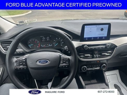 Used 2022 Ford Escape SE w/ Cold Weather Package AWD/4WD image 18