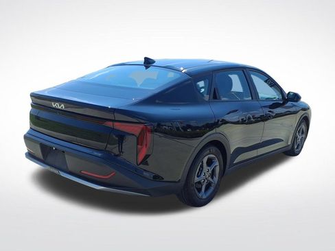 Used 2025 Kia K4 FWD image 9