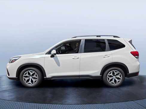 Used 2021 Subaru Forester Premium AWD/4WD image 3