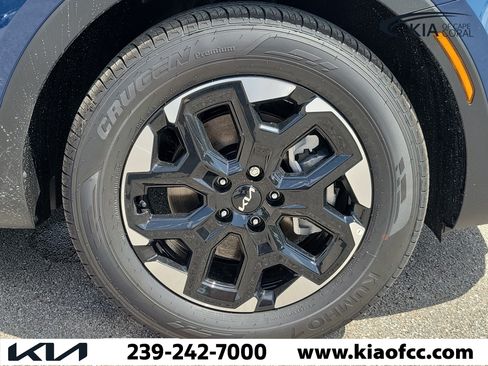 New 2026 Kia Sorento S FWD image 7
