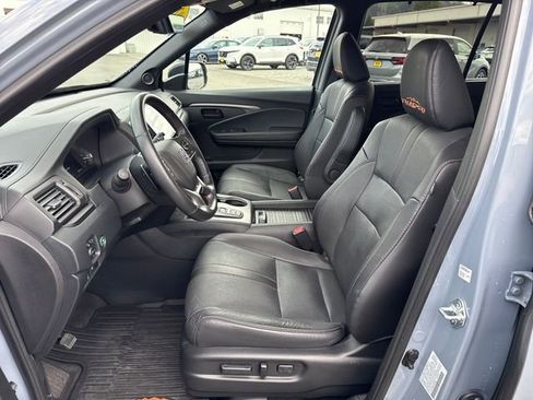Used 2023 Honda Passport TrailSport image 15