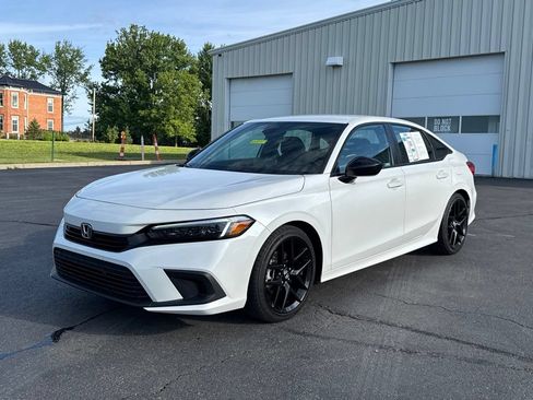 Certified 2023 Honda Civic Sport image 3