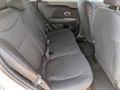 Used 2015 Kia Soul image 25