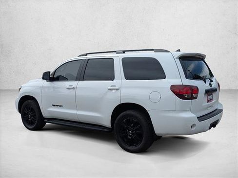 Used 2018 Toyota Sequoia TRD Sport AWD/4WD image 8