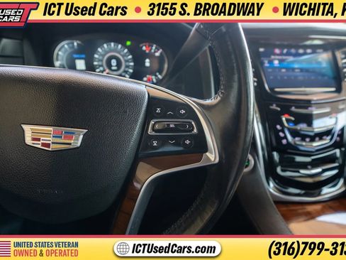Used 2016 Cadillac Escalade ESV Premium RWD image 19