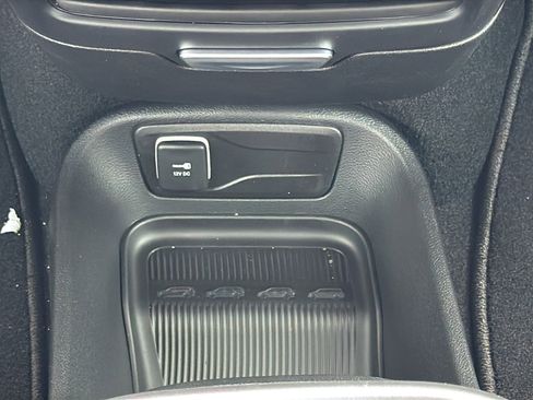 New 2026 Chrysler Voyager LX image 26