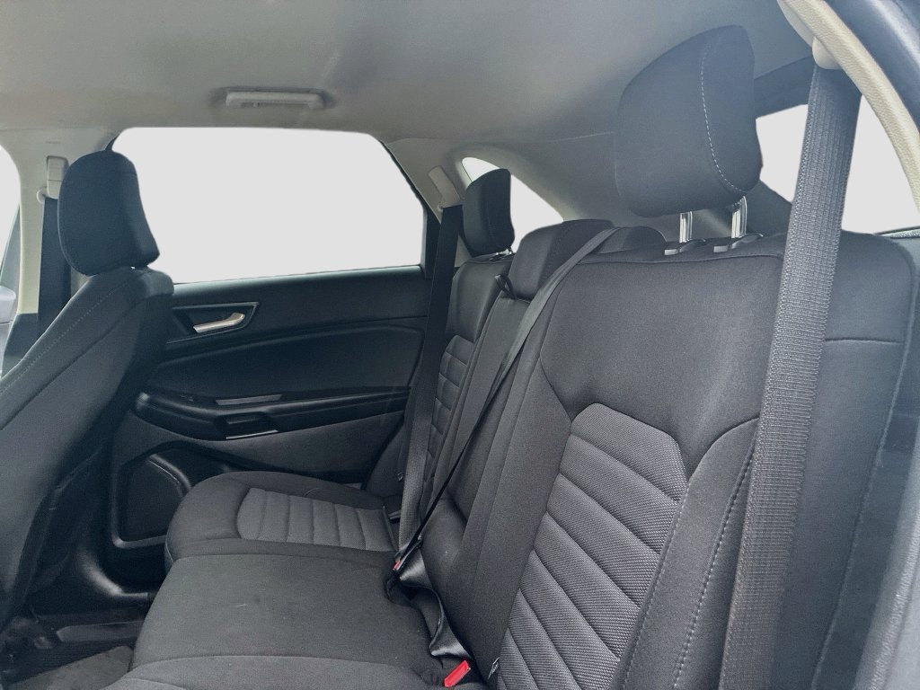 Used 2024 Ford Edge SE w/ Black Appearance Package AWD/4WD image 22