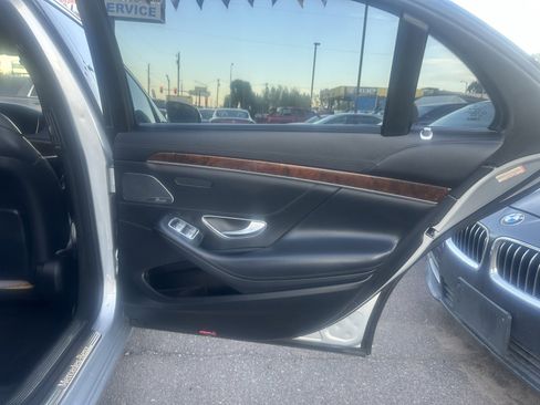 Used 2015 Mercedes-Benz S 550 Sedan image 15