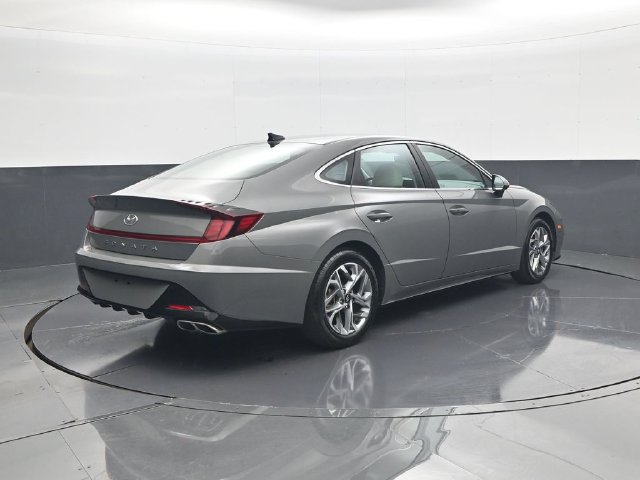 Used 2023 Hyundai Sonata SEL FWD image 5