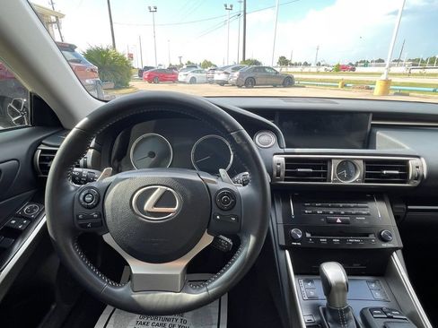 Used 2014 Lexus IS 250 w/ Navigation Package RWD image 15