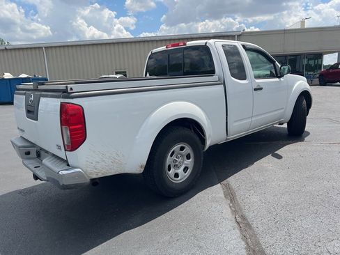 Used 2010 Nissan Frontier SE w/ Power Pkg RWD image 3