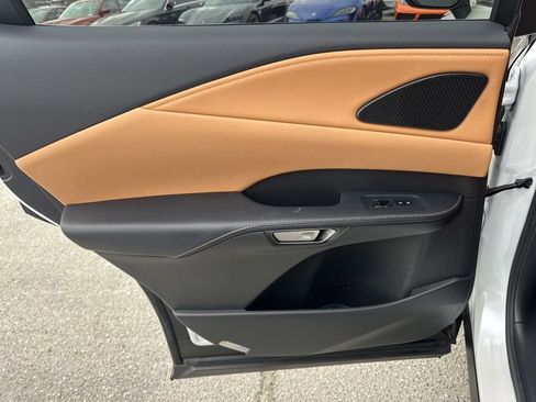 Used 2023 Lexus RX 350 Premium image 27