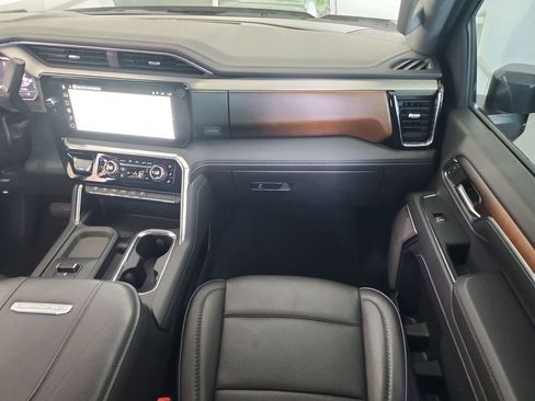 Certified 2024 GMC Sierra 3500 Denali w/ Denali Reserve Package AWD/4WD image 29