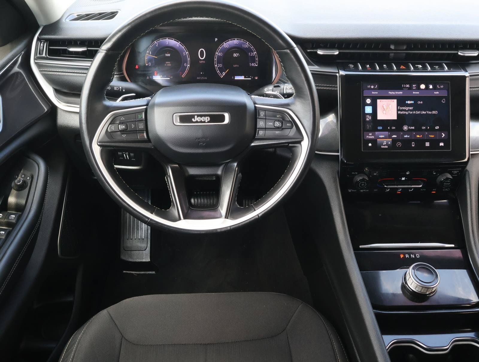 Used 2021 Jeep Grand Cherokee L Laredo w/ Luxury Tech Group I RWD image 9