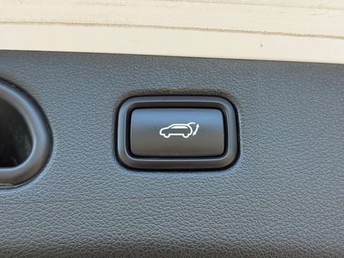 Used 2017 Hyundai Tucson Sport w/ Cargo Package AWD/4WD image 17