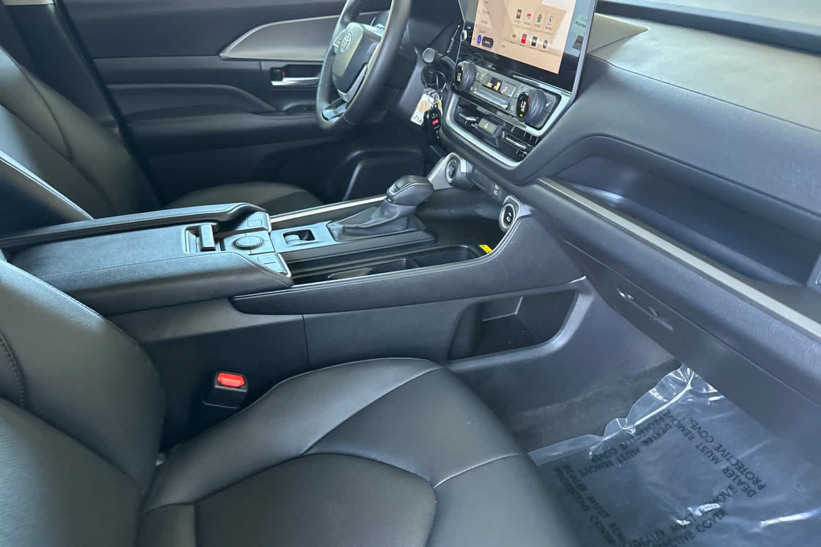 Certified 2025 Toyota Grand Highlander AWD image 18
