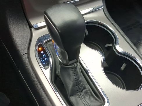 Certified 2022 Jeep Grand Cherokee Laredo X image 36