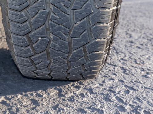 Used 2025 Nissan Frontier PRO-4X image 38