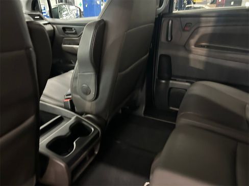 Used 2024 Honda Odyssey EX-L image 18