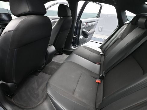 Used 2023 Honda Civic Sport image 36