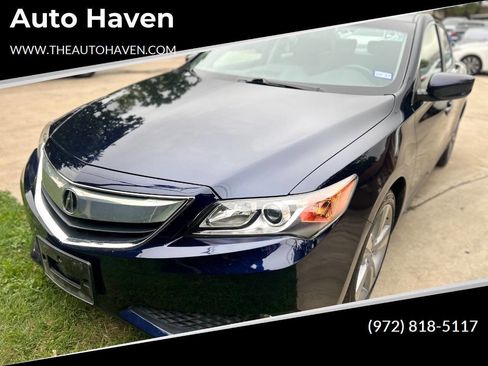 Used 2013 Acura ILX w/ Technology Package FWD image 2