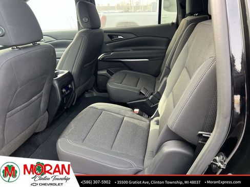 Certified 2024 Chevrolet Traverse LT w/ Midnight/Sport Edition image 13