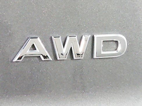 Used 2023 Nissan Rogue S AWD/4WD image 24