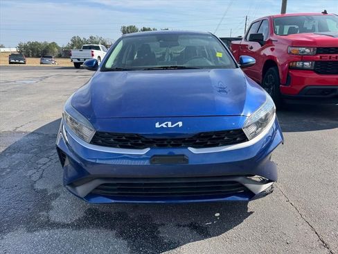 Used 2023 Kia Forte LXS w/ LXS Technology Package FWD image 8