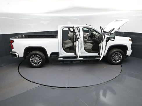 New 2026 Chevrolet Silverado 2500 LT w/ Z71 Chrome Sport Edition AWD/4WD image 54