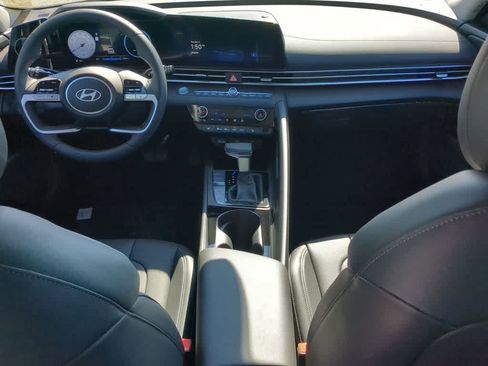 New 2026 Hyundai Elantra Limited FWD image 16