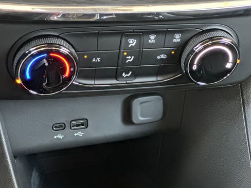 New 2025 Buick Encore GX Preferred image 20