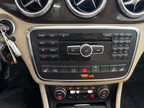 Certified 2015 Mercedes-Benz GLA 250 4MATIC image 35