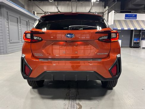 Certified 2024 Subaru Crosstrek 2.5i Limited w/ Crosstrek Mirror Package AWD/4WD image 8
