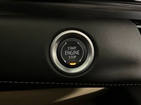Certified 2024 Cadillac Escalade ESV Premium Luxury w/ Performance Package AWD/4WD image 21