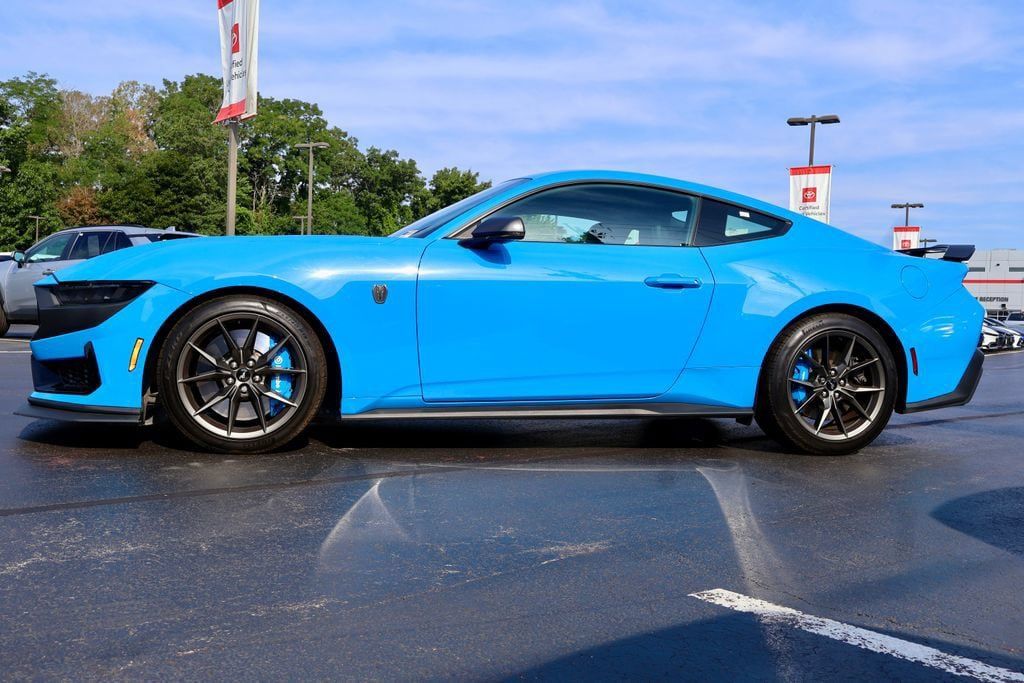 Used 2024 Ford Mustang Dark Horse RWD image 3
