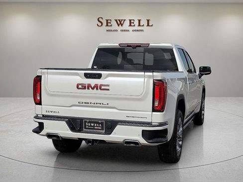 Used 2023 GMC Sierra 1500 Denali w/ Denali Reserve Package AWD/4WD image 5