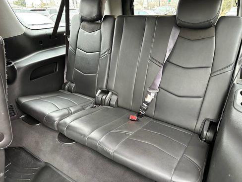 Used 2016 Cadillac Escalade ESV Premium AWD/4WD image 18