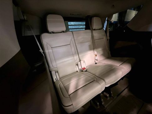 Used 2023 GMC Yukon Denali AWD/4WD image 17