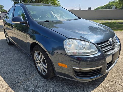 Used 2005 Volkswagen Jetta 2.5 FWD image 3