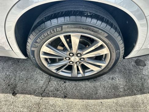 Used 2021 Cadillac XT6 Premium Luxury FWD image 12