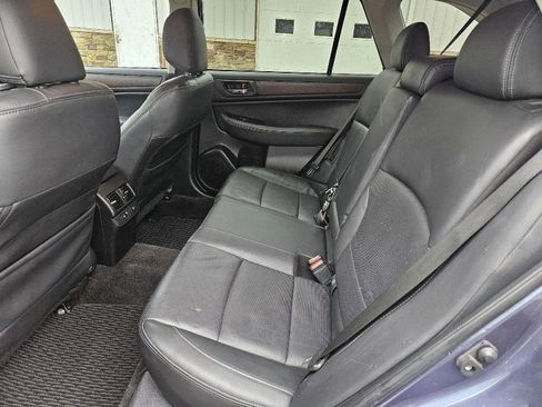 Used 2015 Subaru Outback 2.5i Limited AWD/4WD image 19