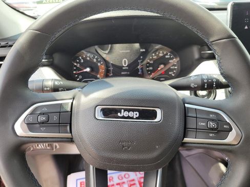 Used 2022 Jeep Compass Latitude image 22