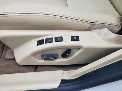 Used 2015 Volvo S60 T5 Premier image 12