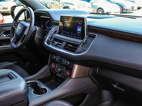 Used 2023 Chevrolet Tahoe High Country AWD/4WD image 43