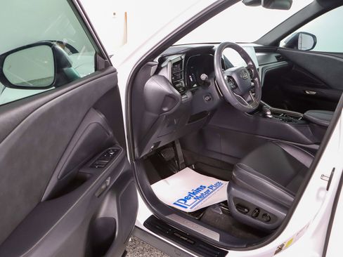 Used 2025 Lexus TX 350 AWD w/ Technology Package image 3