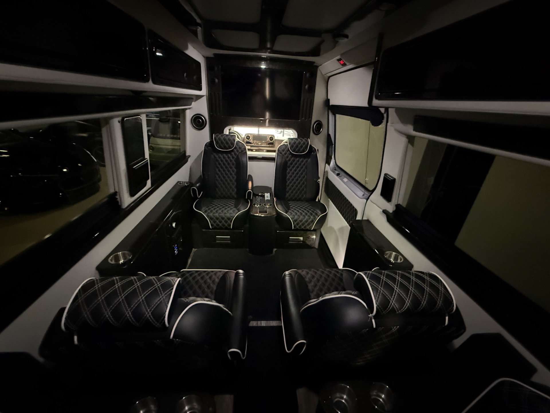 Used 2019 Mercedes-Benz Sprinter 4x4 170 image 21