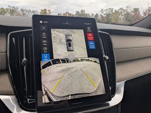 New 2026 Volvo XC90 T8 Ultra w/ Protection Package Premier image 28