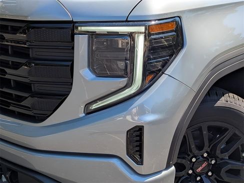 New 2026 GMC Sierra 1500 Elevation image 6