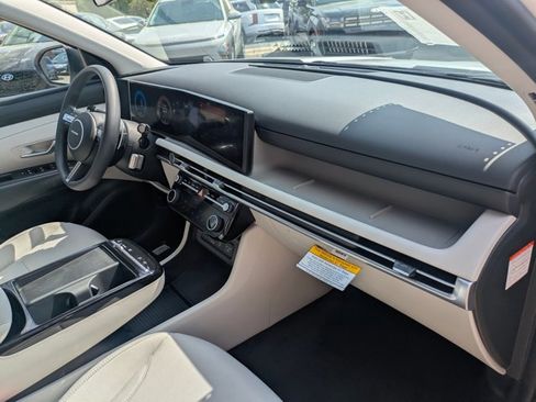 New 2026 Hyundai Tucson Blue SE image 23