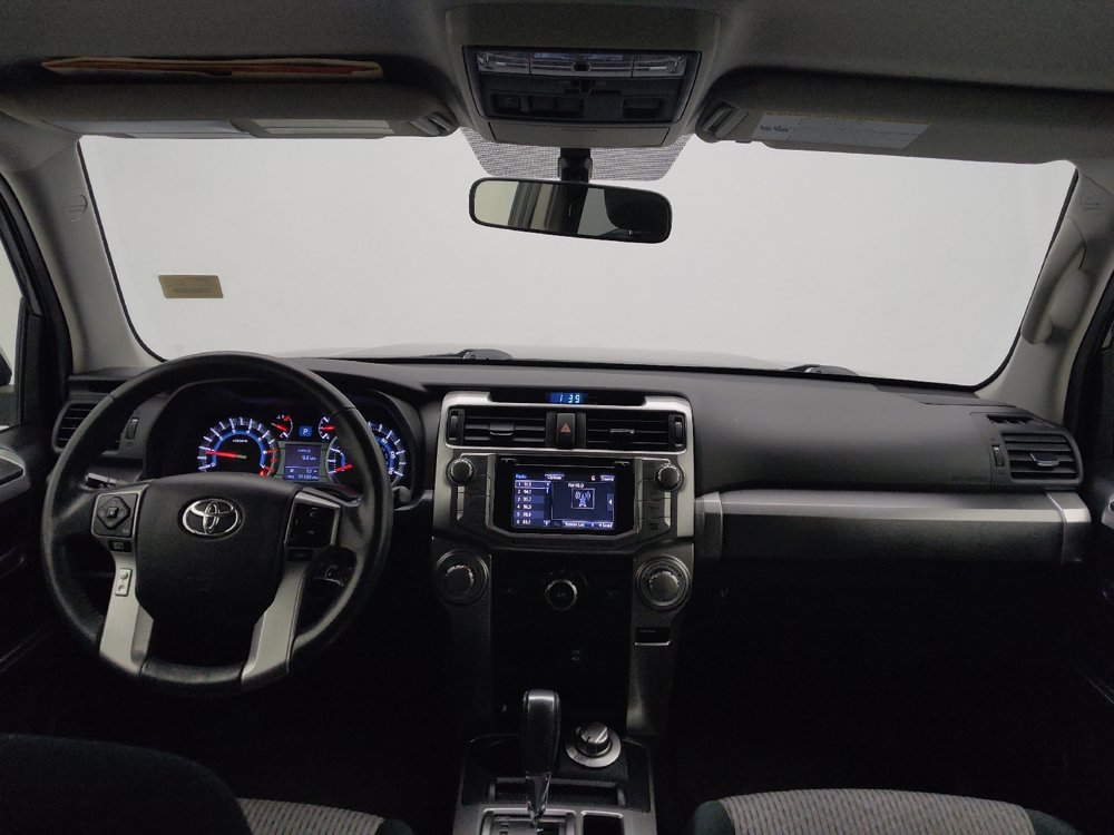 Used 2017 Toyota 4Runner SR5 AWD/4WD image 22